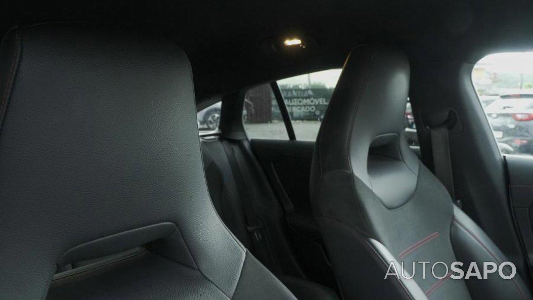 Mercedes-Benz Classe CLA 180 d AMG Line Aut. de 2021