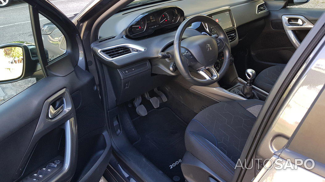 Peugeot 2008 1.5 BlueHDi Allure de 2018