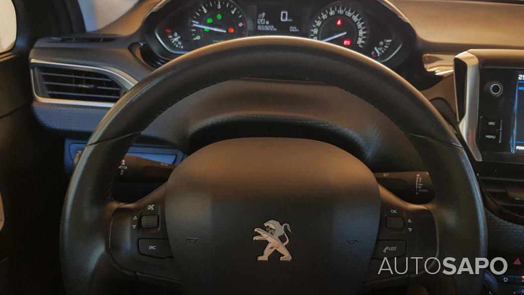 Peugeot 2008 1.5 BlueHDi Allure de 2018