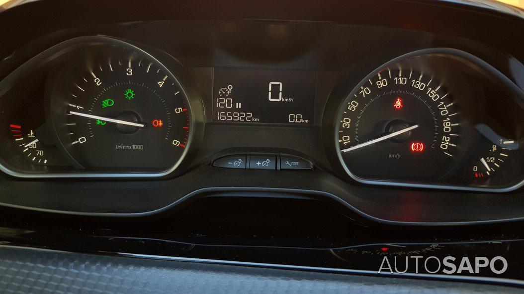 Peugeot 2008 1.5 BlueHDi Allure de 2018