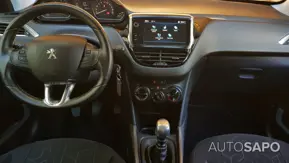 Peugeot 2008 1.5 BlueHDi Allure de 2018
