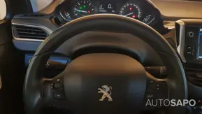 Peugeot 2008 1.5 BlueHDi Allure de 2018