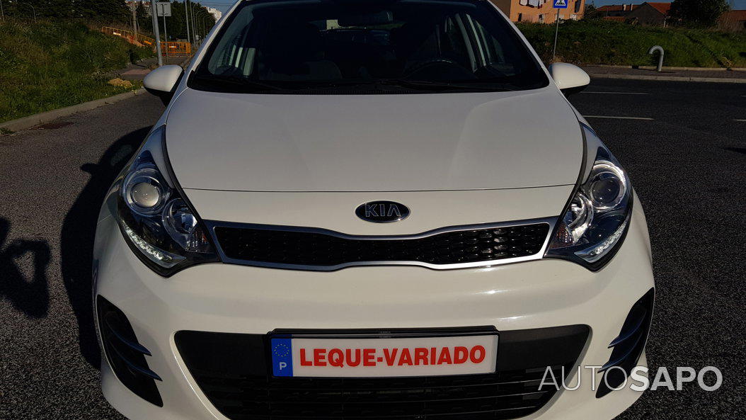 Kia Rio 1.1 CRDi EX de 2015