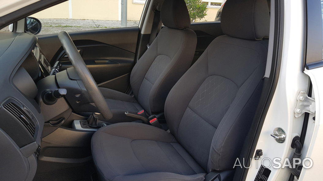 Kia Rio 1.1 CRDi EX de 2015