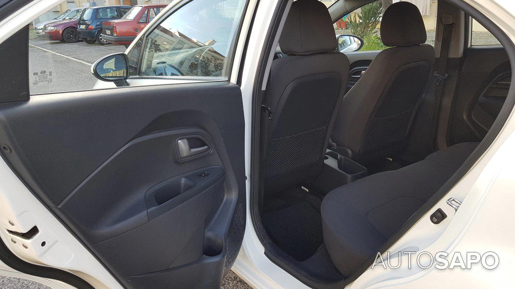 Kia Rio 1.1 CRDi EX de 2015