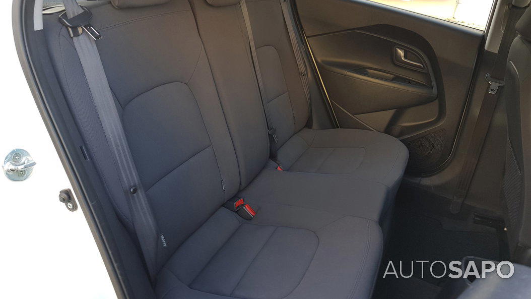 Kia Rio 1.1 CRDi EX de 2015