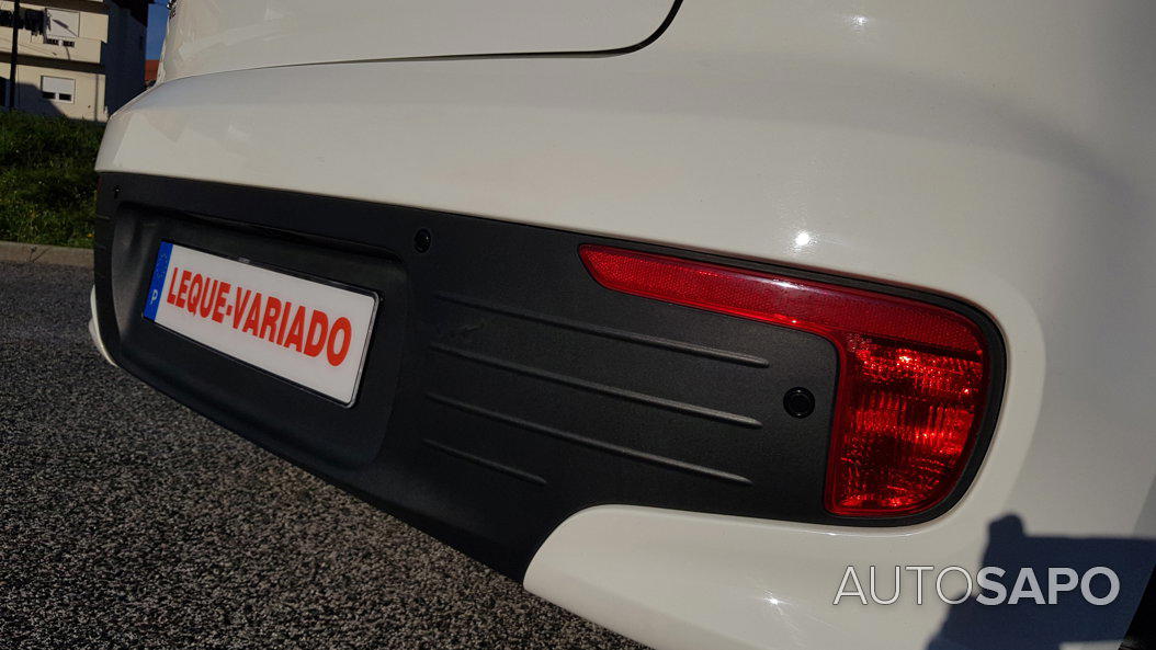Kia Rio 1.1 CRDi EX de 2015