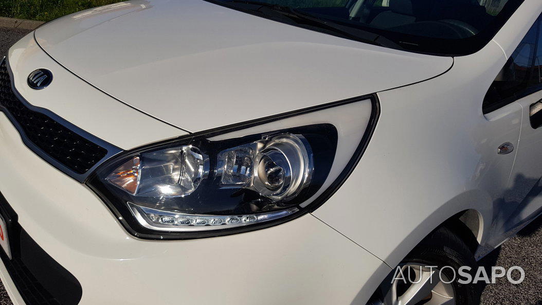 Kia Rio 1.1 CRDi EX de 2015