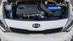 Kia Rio 1.1 CRDi EX de 2015