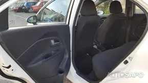 Kia Rio 1.1 CRDi EX de 2015
