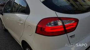 Kia Rio 1.1 CRDi EX de 2015