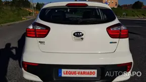 Kia Rio 1.1 CRDi EX de 2015