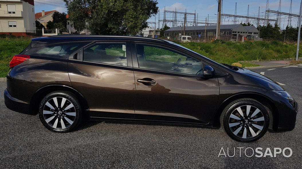 Honda Civic Tourer 1.6 i-DTEC Elegance Connect Navi de 2016