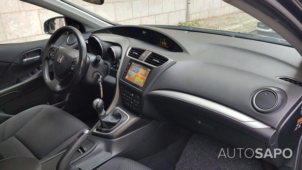 Honda Civic Tourer 1.6 i-DTEC Elegance Connect Navi de 2016