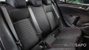 Opel Astra 1.0 Innovation S/S de 2016