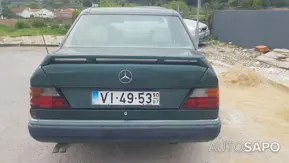 Mercedes-Benz 300 de 1990