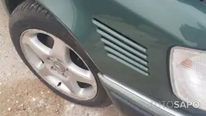 Mercedes-Benz 300 de 1990