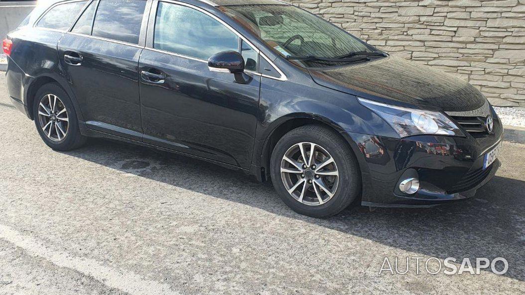 Toyota Avensis SD 2.0 D-4D Exclusive de 2015