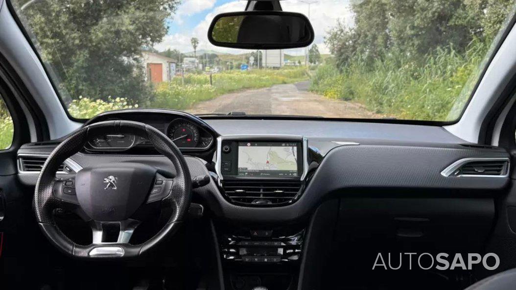 Peugeot 208 1.2 PureTech GT de 2018