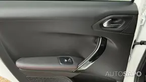 Peugeot 208 1.2 PureTech GT de 2018