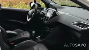 Peugeot 208 1.2 PureTech GT de 2018
