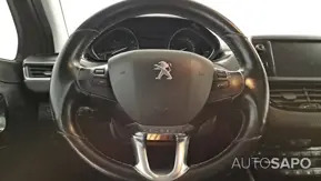 Peugeot 208 1.2 PureTech Allure de 2018