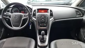 Opel Astra 1.3 CDTi Cosmo S/S de 2012