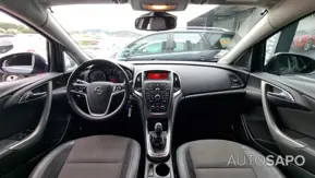 Opel Astra 1.3 CDTi Cosmo S/S de 2012