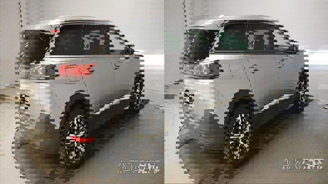 Peugeot 5008 de 2021
