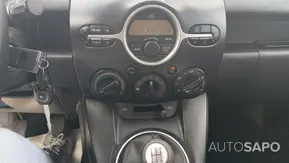 Mazda 2 1.3 MZR Comfort de 2010
