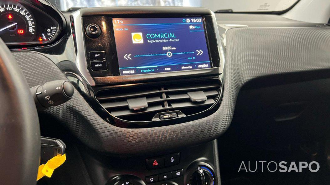 Peugeot 208 1.2 PureTech Style de 2018