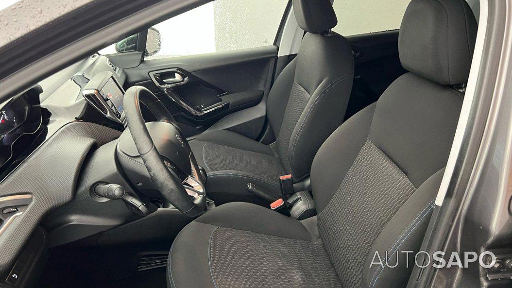 Peugeot 208 1.2 PureTech Style de 2018