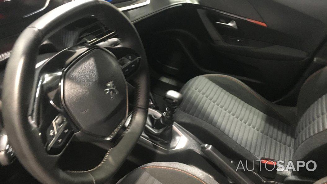 Peugeot 2008 1.5 BlueHDi Active de 2021