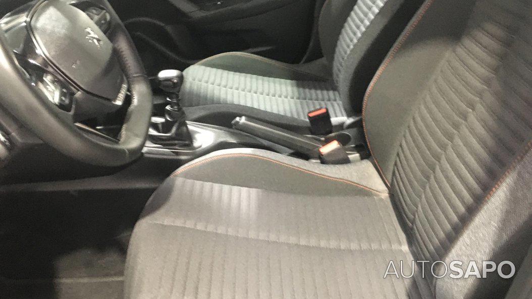 Peugeot 2008 1.5 BlueHDi Active de 2021