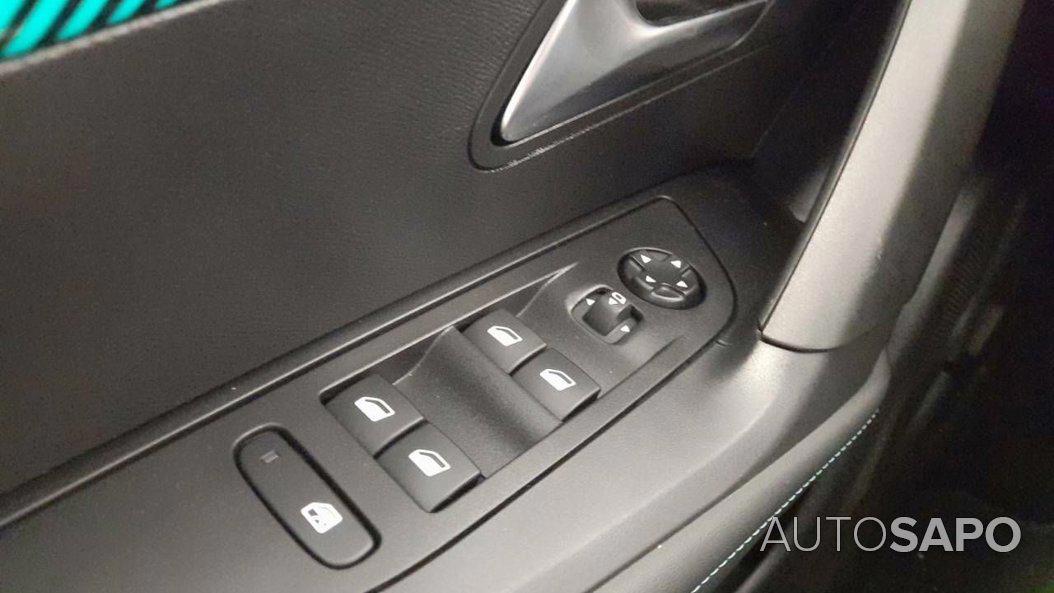 Peugeot 2008 1.2 PureTech Allure Pack de 2022