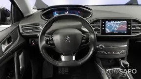 Peugeot 308 1.2 PureTech Allure de 2020