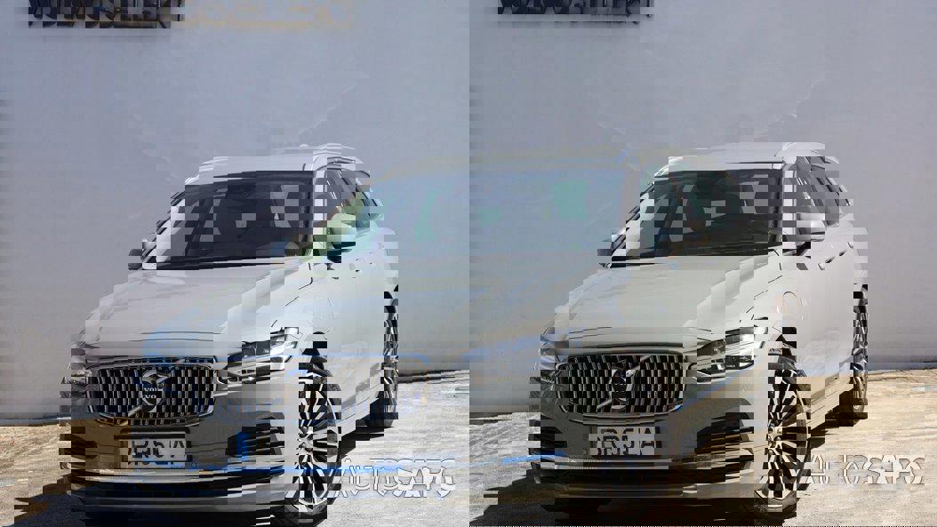 Volvo V90 de 2025