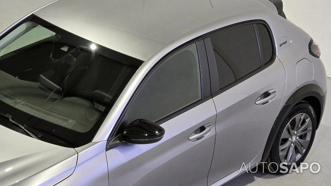 Peugeot E-208 de 2023