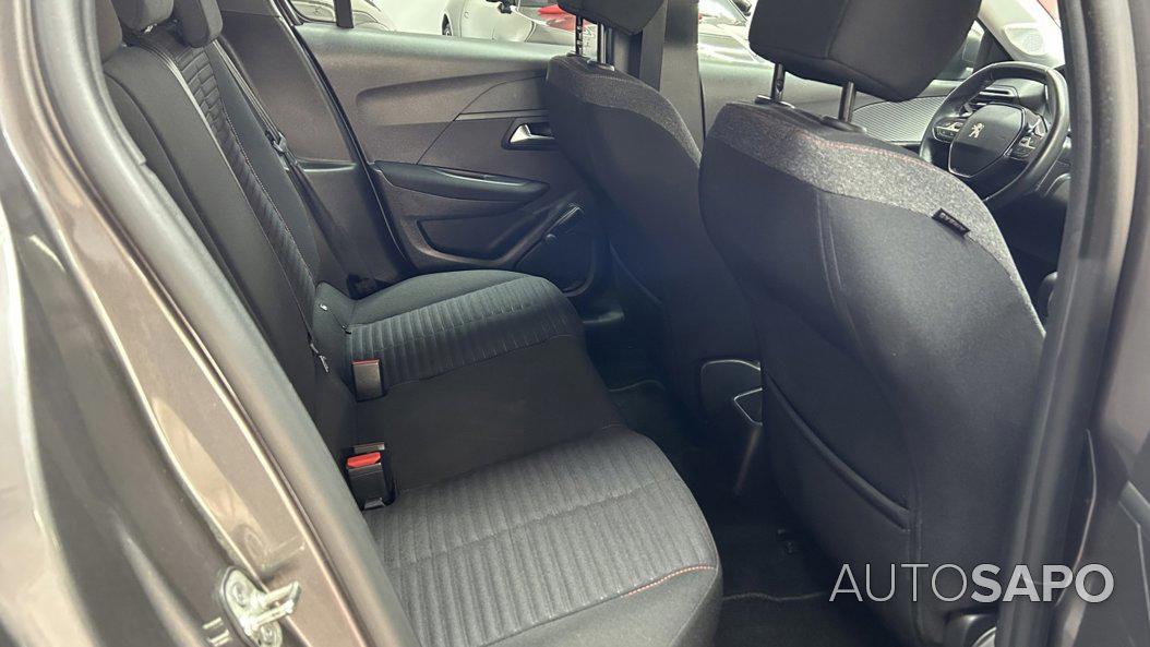 Peugeot 208 de 2021
