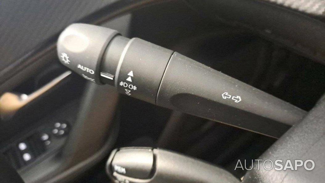 Peugeot 2008 1.2 PureTech Allure Pack de 2021
