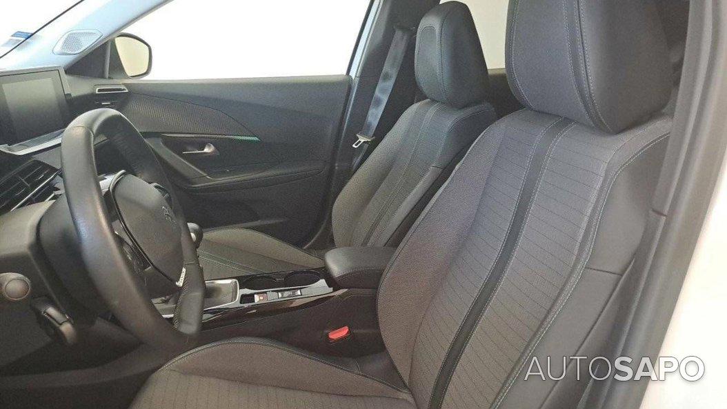 Peugeot 2008 1.2 PureTech Allure Pack de 2021