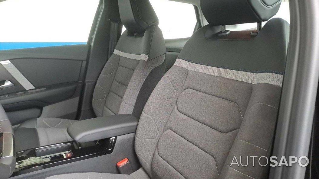 Citroen C4 1.2 PureTech C-Series EAT8 de 2024