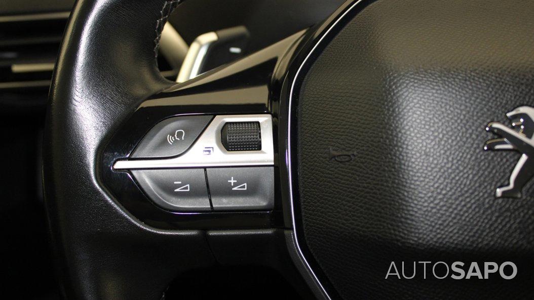 Peugeot 3008 1.6 BlueHDi Active de 2018