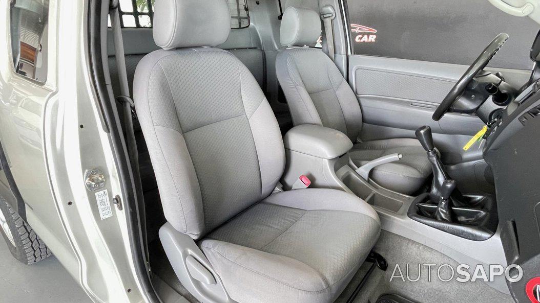Toyota Hilux 2.5 D-4D 4WD CE CM AC de 2010