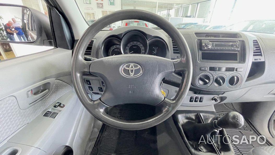Toyota Hilux 2.5 D-4D 4WD CE CM AC de 2010