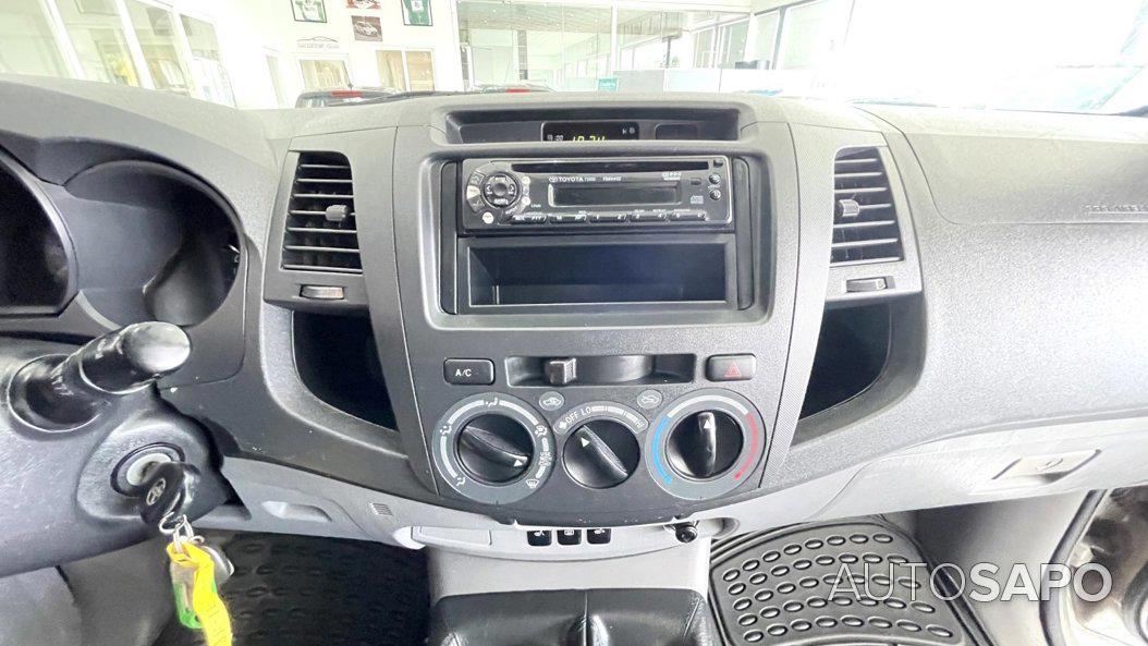 Toyota Hilux 2.5 D-4D 4WD CE CM AC de 2010