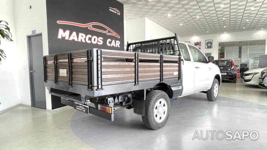 Toyota Hilux 2.5 D-4D 4WD CE CM AC de 2010