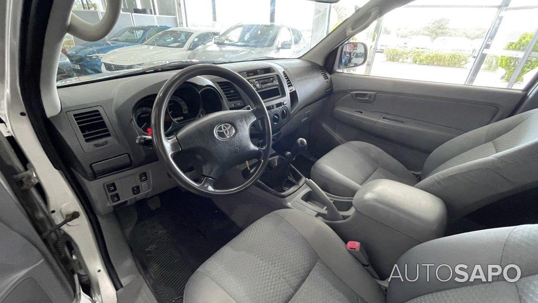 Toyota Hilux 2.5 D-4D 4WD CE CM AC de 2010