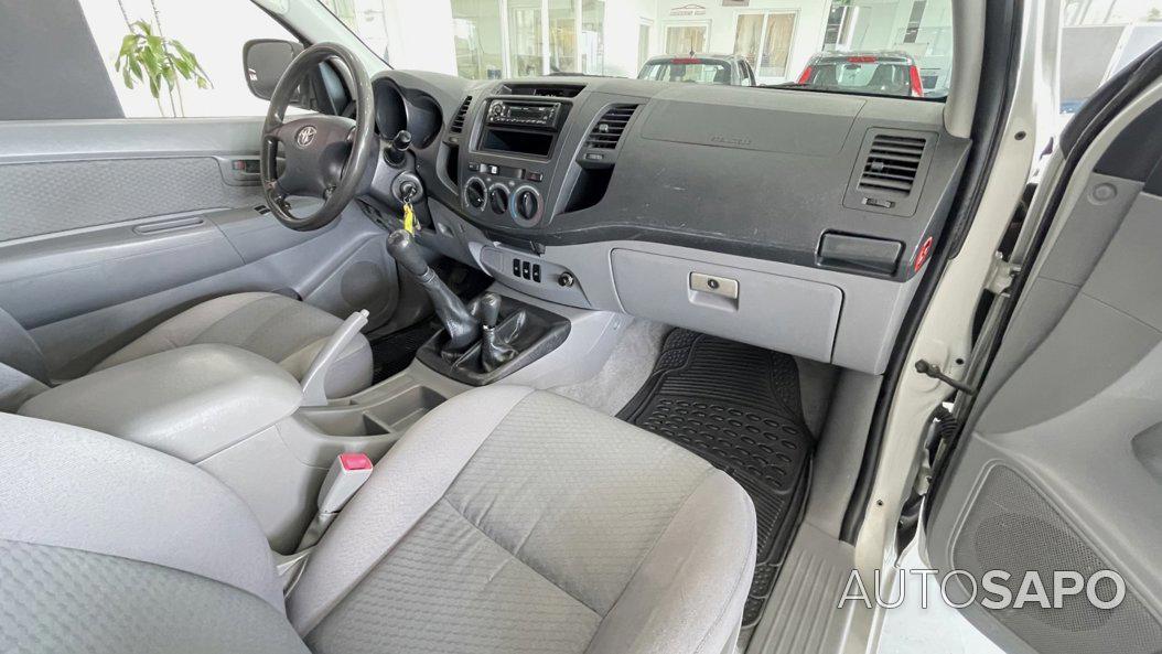 Toyota Hilux 2.5 D-4D 4WD CE CM AC de 2010