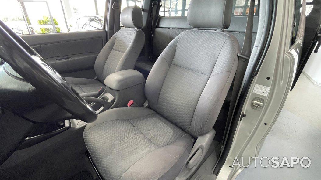 Toyota Hilux 2.5 D-4D 4WD CE CM AC de 2010